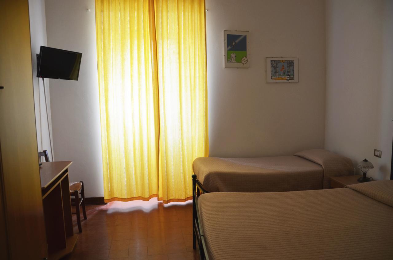 B&B Palazzo Sassatelli Cascia Exterior photo